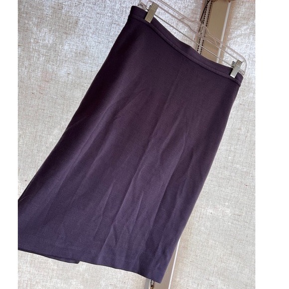 St. John Collection Blue/Plum/Mauve Knit knee Length Pencil Skirt Size 4 - Picture 9 of 9